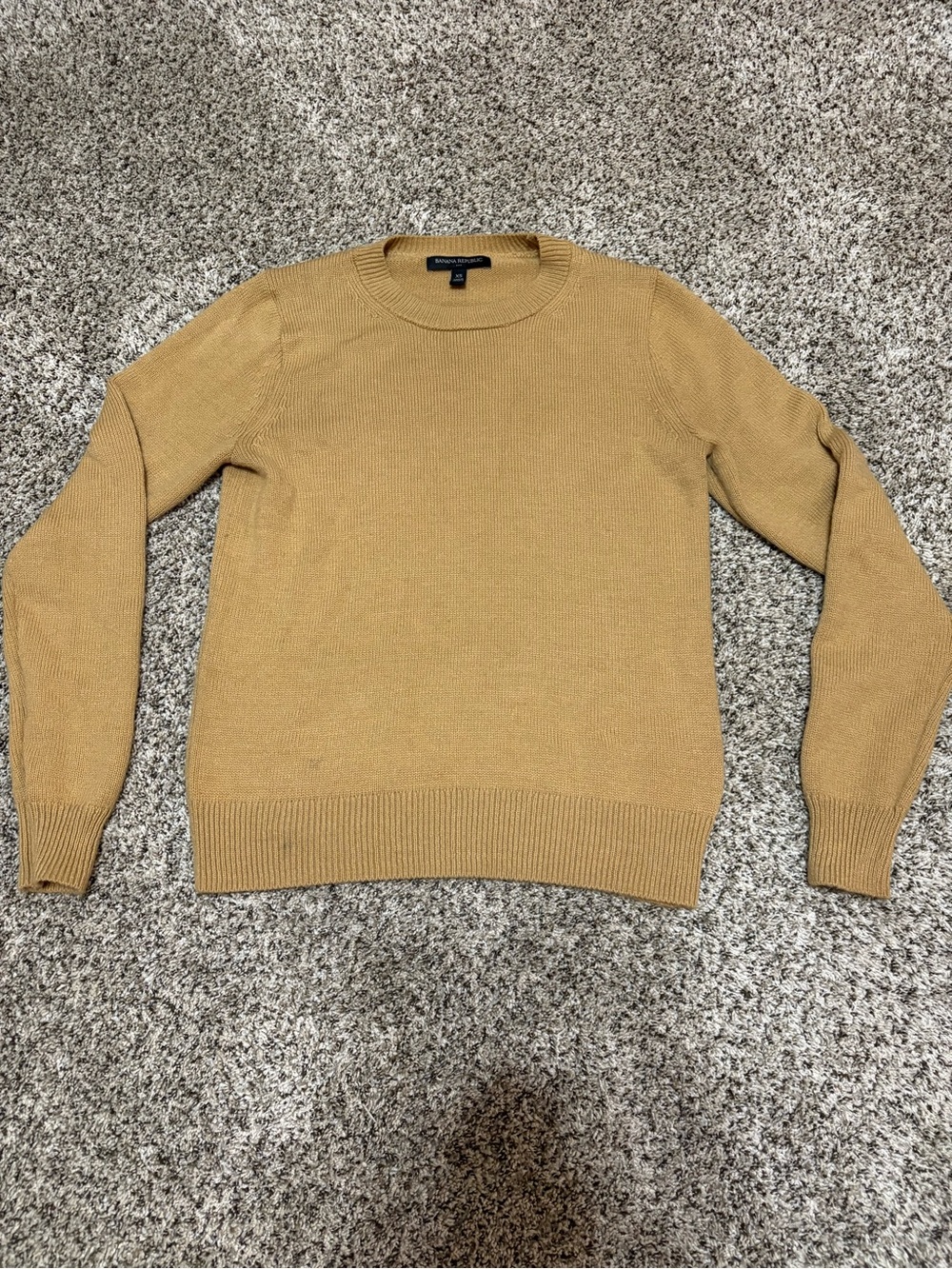 Banana Republic Women’s Knit Sweater TAN